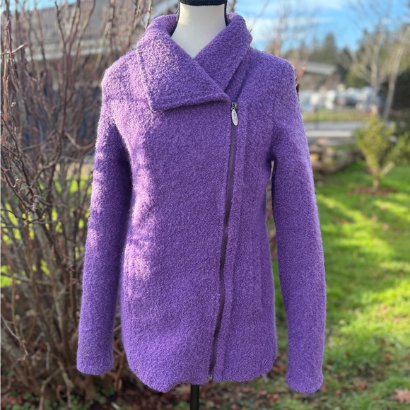 Jackets & Blazers - Vintage purple wool sweater coat with a beautiful curly bouclé texture.